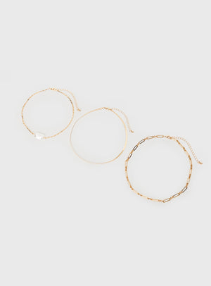 Get Me Necklace Gold