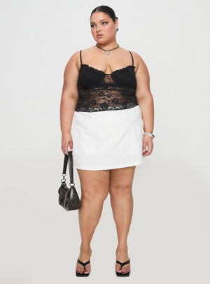 Gigi Skort White Curve