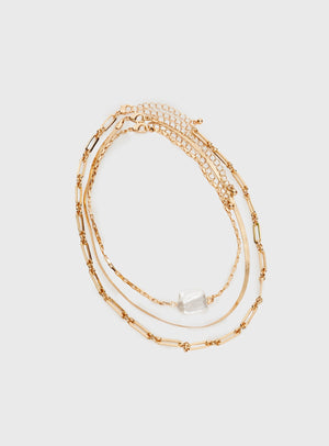 Get Me Necklace Gold