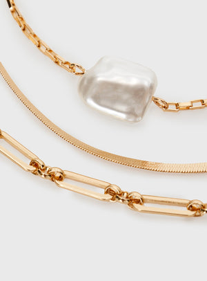 Get Me Necklace Gold
