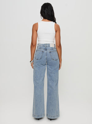 Goldie High Wide Jean Light Wash