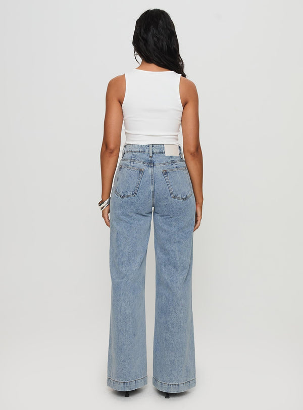 Goldie High Wide Jean Light Wash